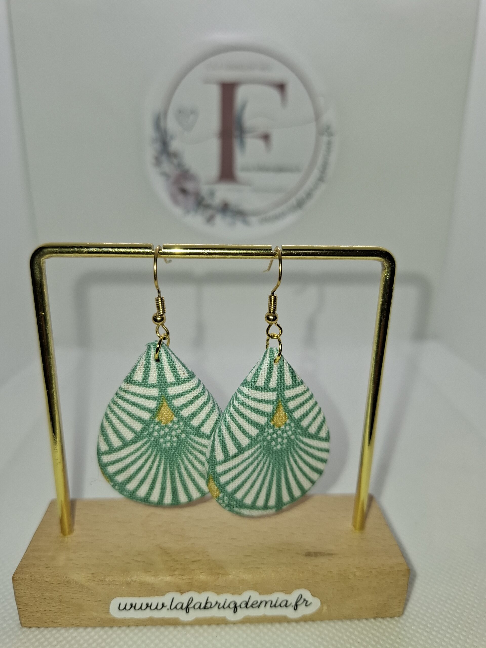 Boucles d&rsquo;oreilles  bois 668