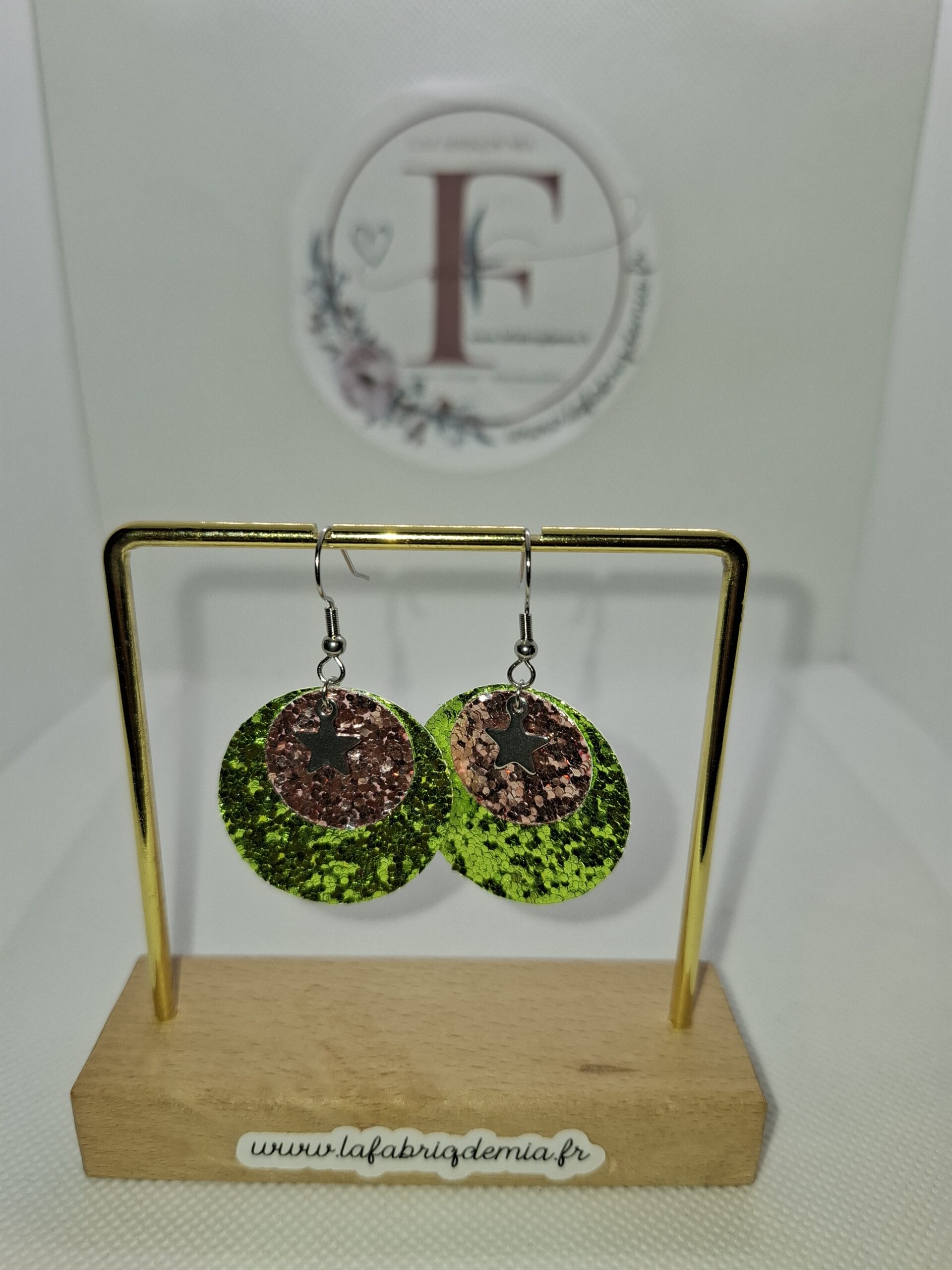Boucles d’oreilles 672